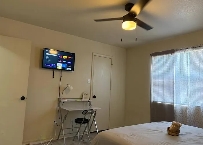 Holiday home Huge 1200sf 2br/4 Min Ft Cavazos-officers & Nurses Killeen